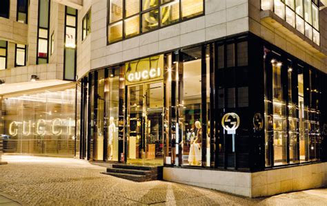 lavoro negozio gucci